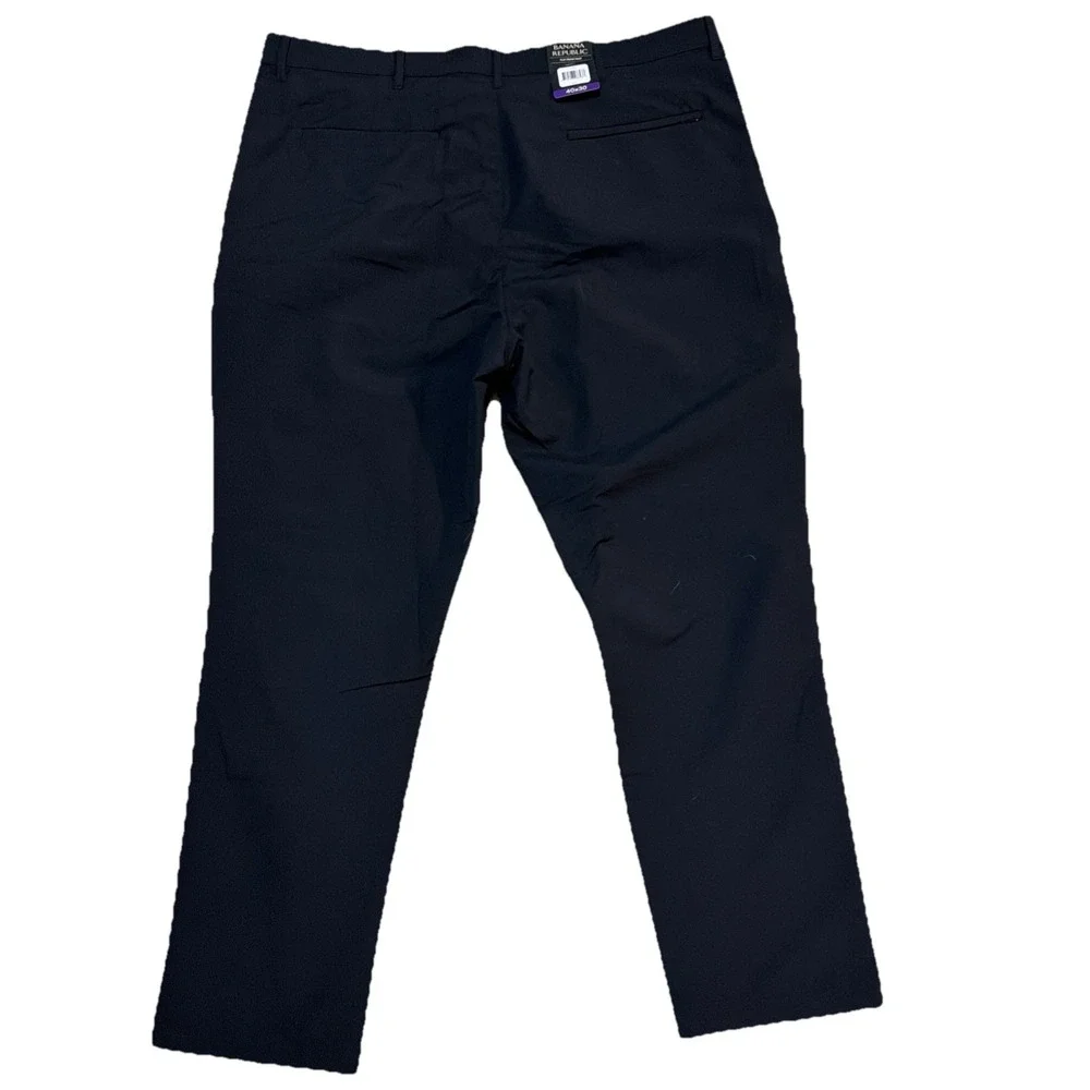 NWT Banana Republic Men's  Flat Front Pants,‎ Black, Size 40X30 Stretch
